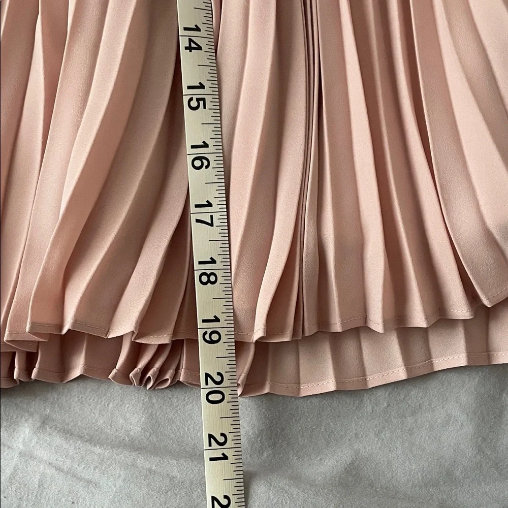 Banana Republic Pink Pleated Skirt - Picture 4 of 5